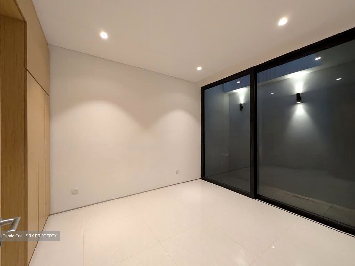 Mandai Garden (D26), Terrace #563750371